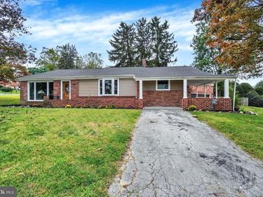1000 SUNDALE DRIVE, YORK, PA 17402