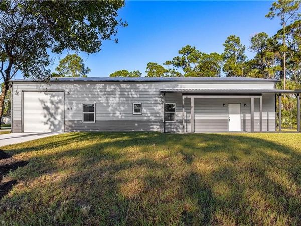 3823 Highlight ST, FORT MYERS, FL 33905