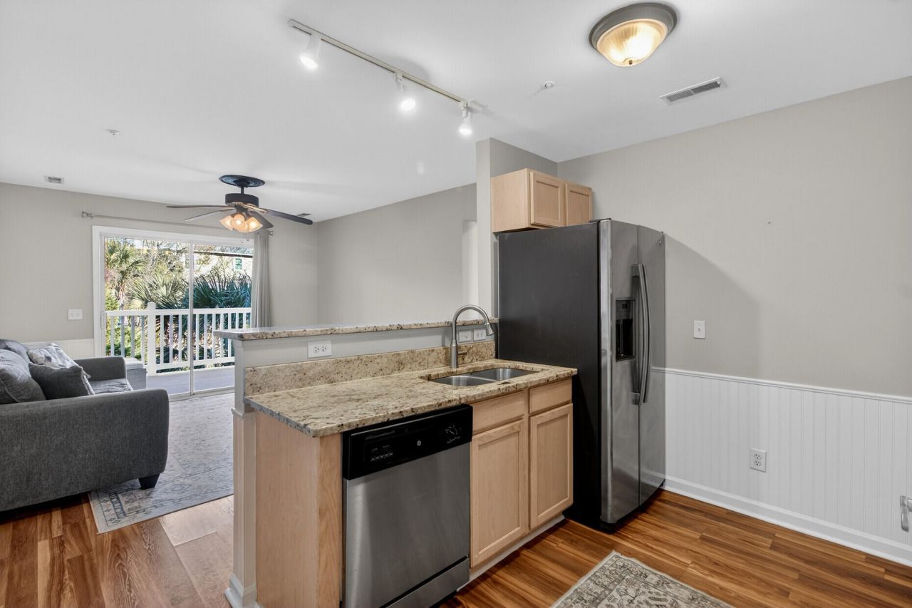 2262 Folly Road Photo 10