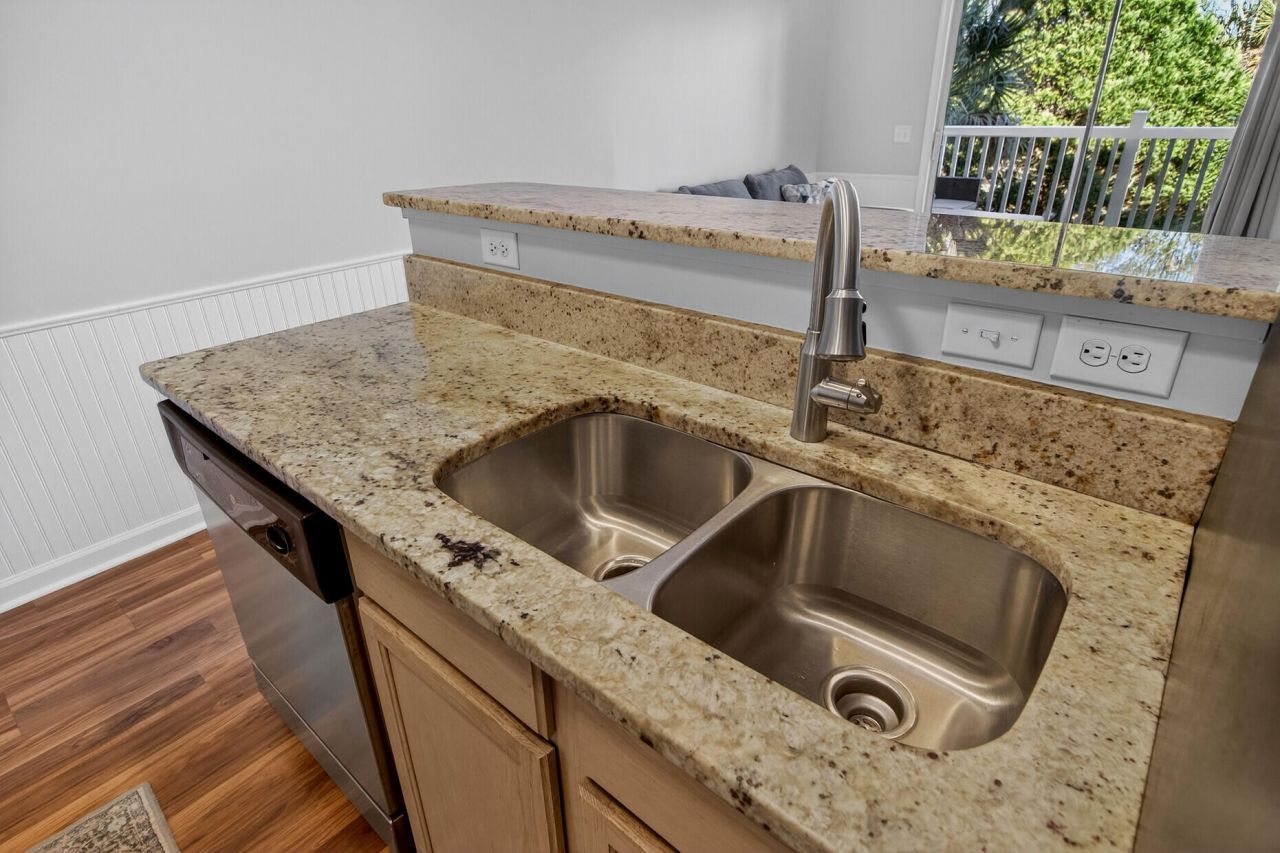 2262 Folly Road Photo 12