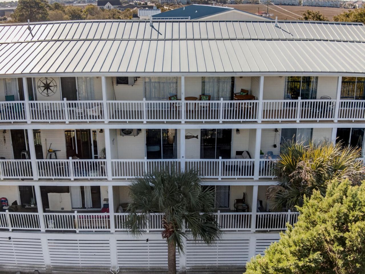 2262 Folly Road Photo 5