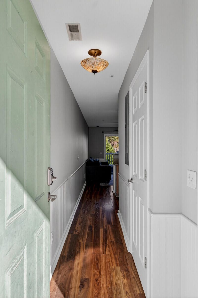 2262 Folly Road Photo 7