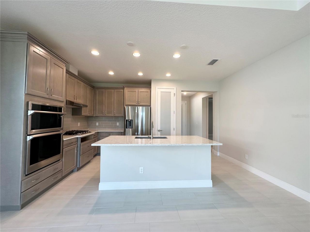 10716 Klee Avenue, Bradenton, FL 34212 Photo