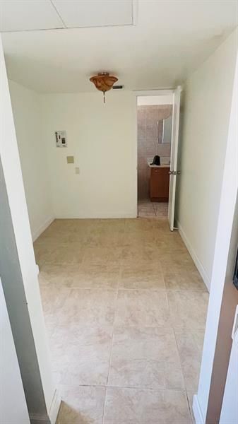 5111 W Oakland Park Boulevard, Unit 306, Lauderdale Lakes, FL 33313 Photo