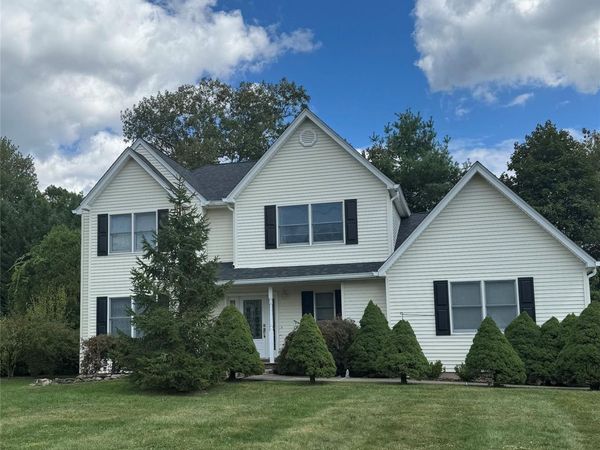 2 Monsignor Brady Court, Blauvelt, NY 10913