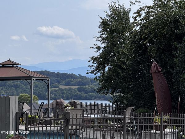 120 Gold Finch Lane, Vonore, TN 37885