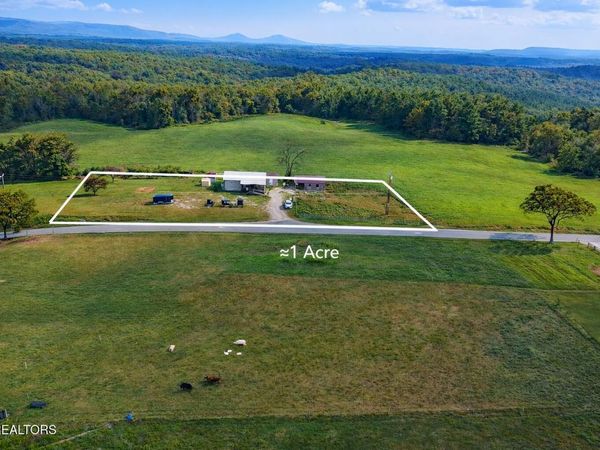 141 Central Ave, Lancing, TN 37770