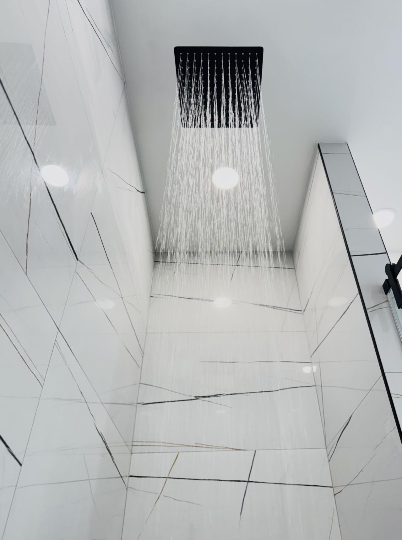 1983 Hugo Avenue Photo 30