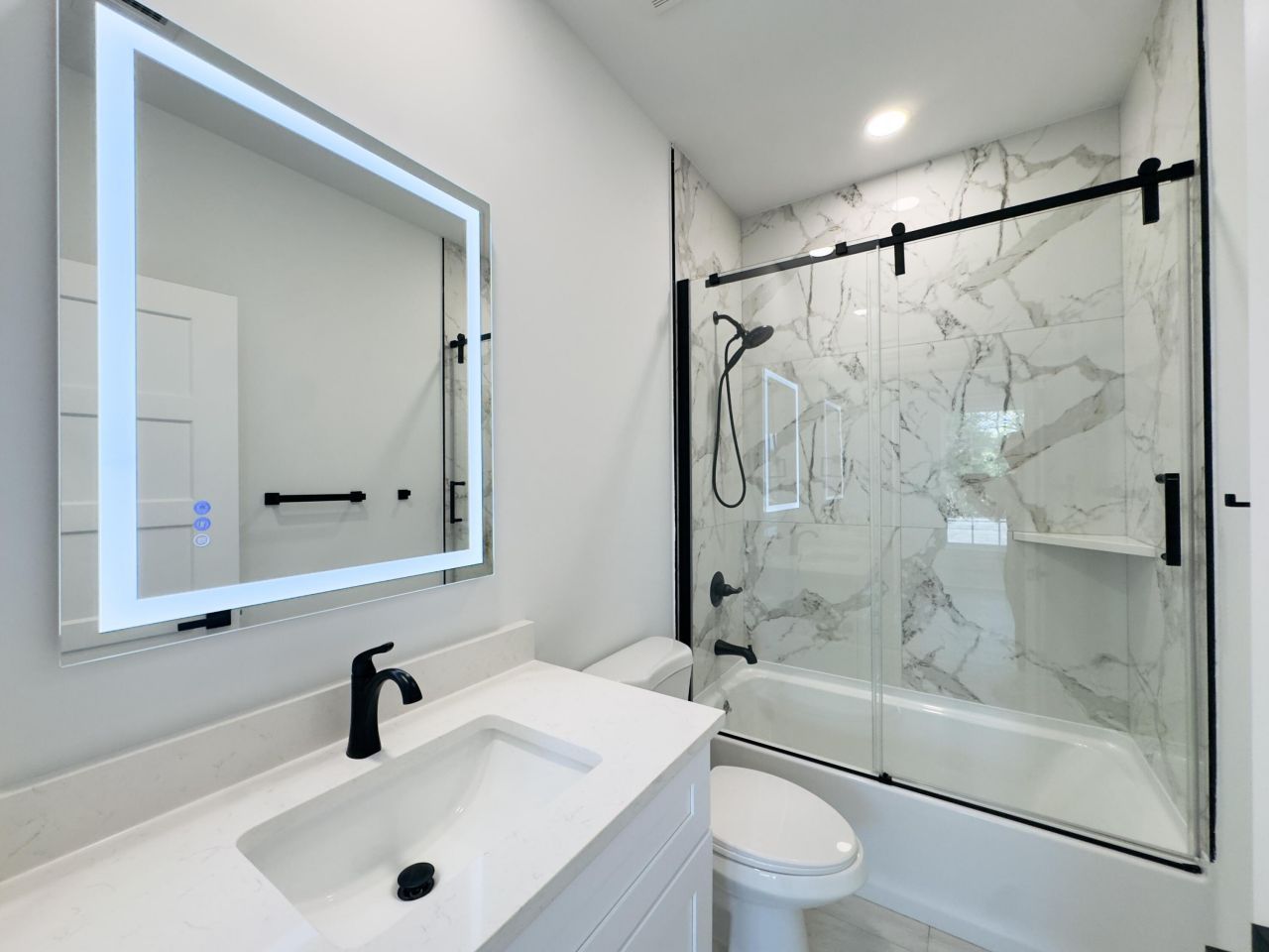 1983 Hugo Avenue Photo 38