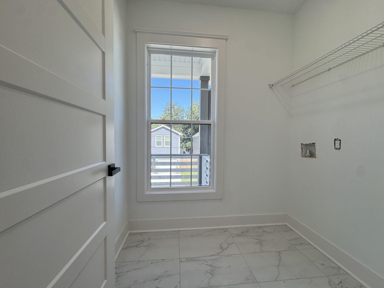 1983 Hugo Avenue Photo 39