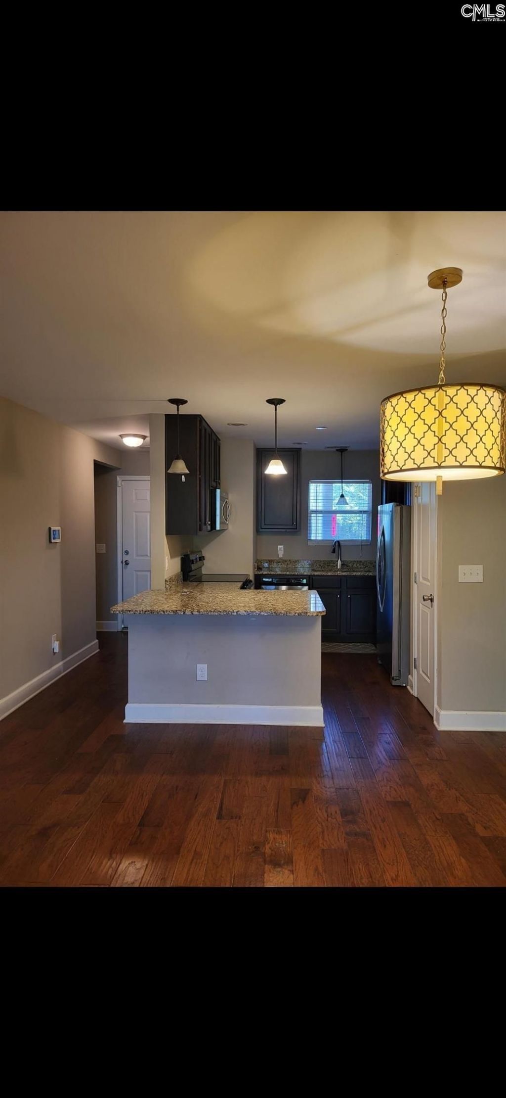 225 Edgewater Lane Photo 8