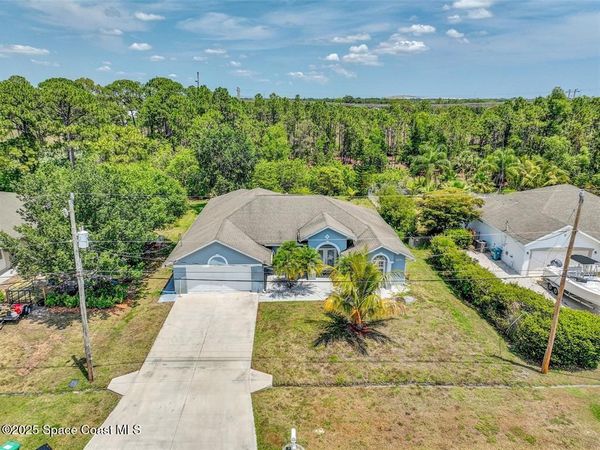 6107 NW Gause Avenue , Port St. Lucie, FL 34986