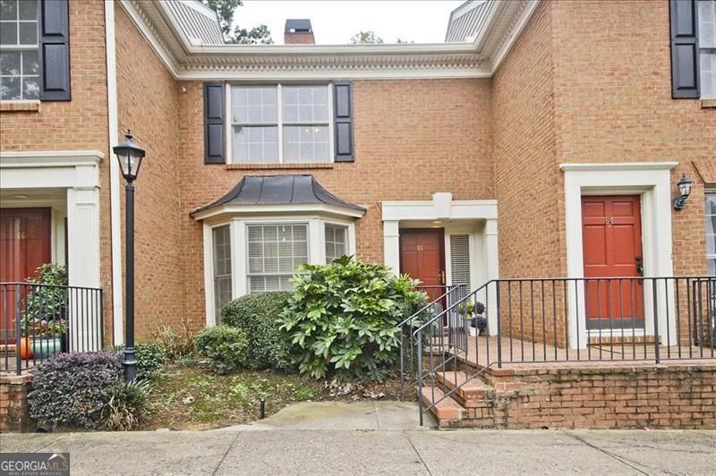 65 Mount Vernon Circle, Sandy Springs, GA 30338 Main Photo