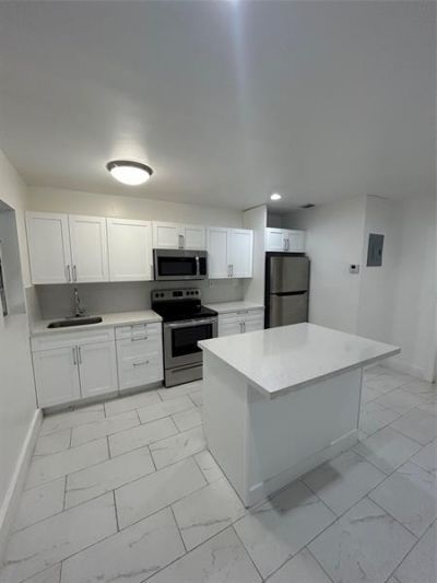 212 SW 22nd Street, Unit 2, Fort Lauderdale, FL 33315 Photo
