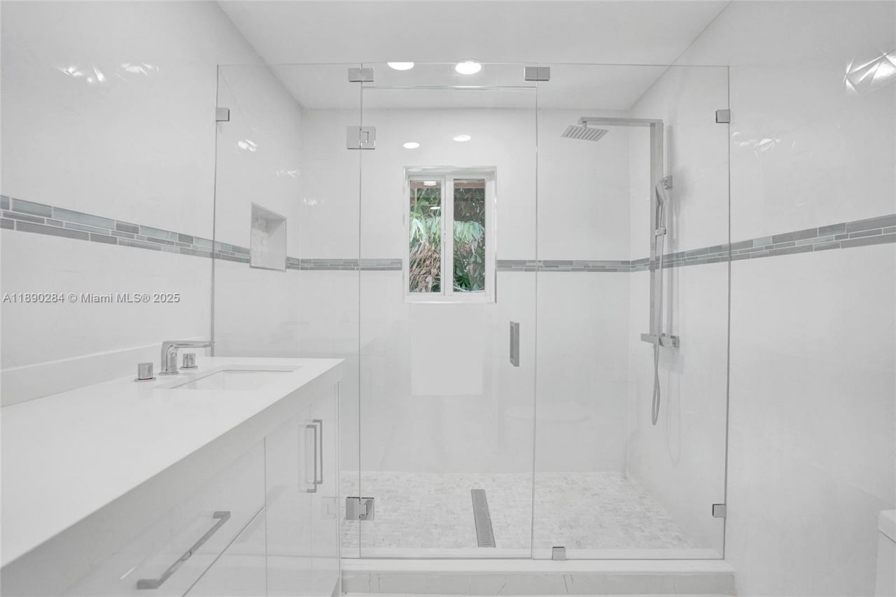 2181 SW 117th Ter, Davie, FL 33325 Photo