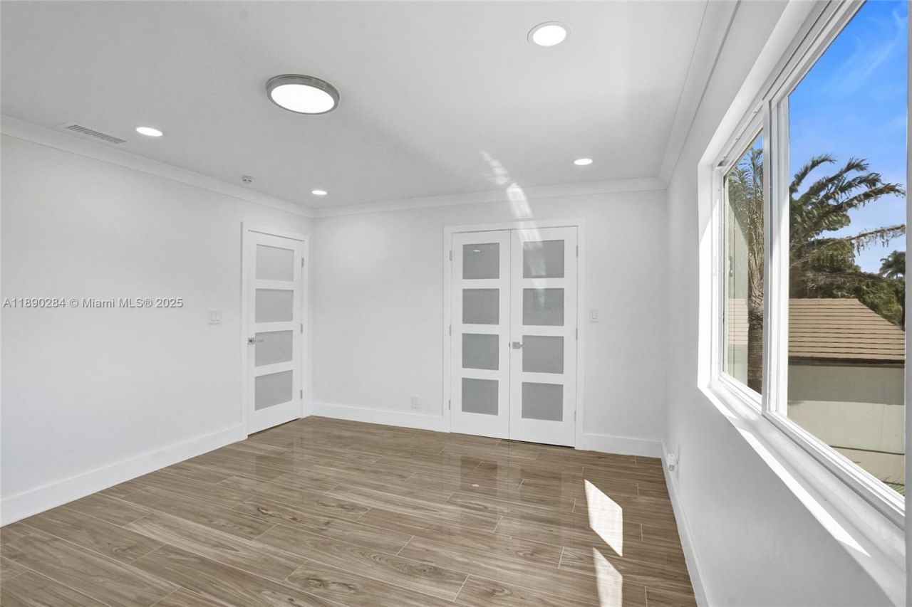 2181 SW 117th Ter, Davie, FL 33325 Photo