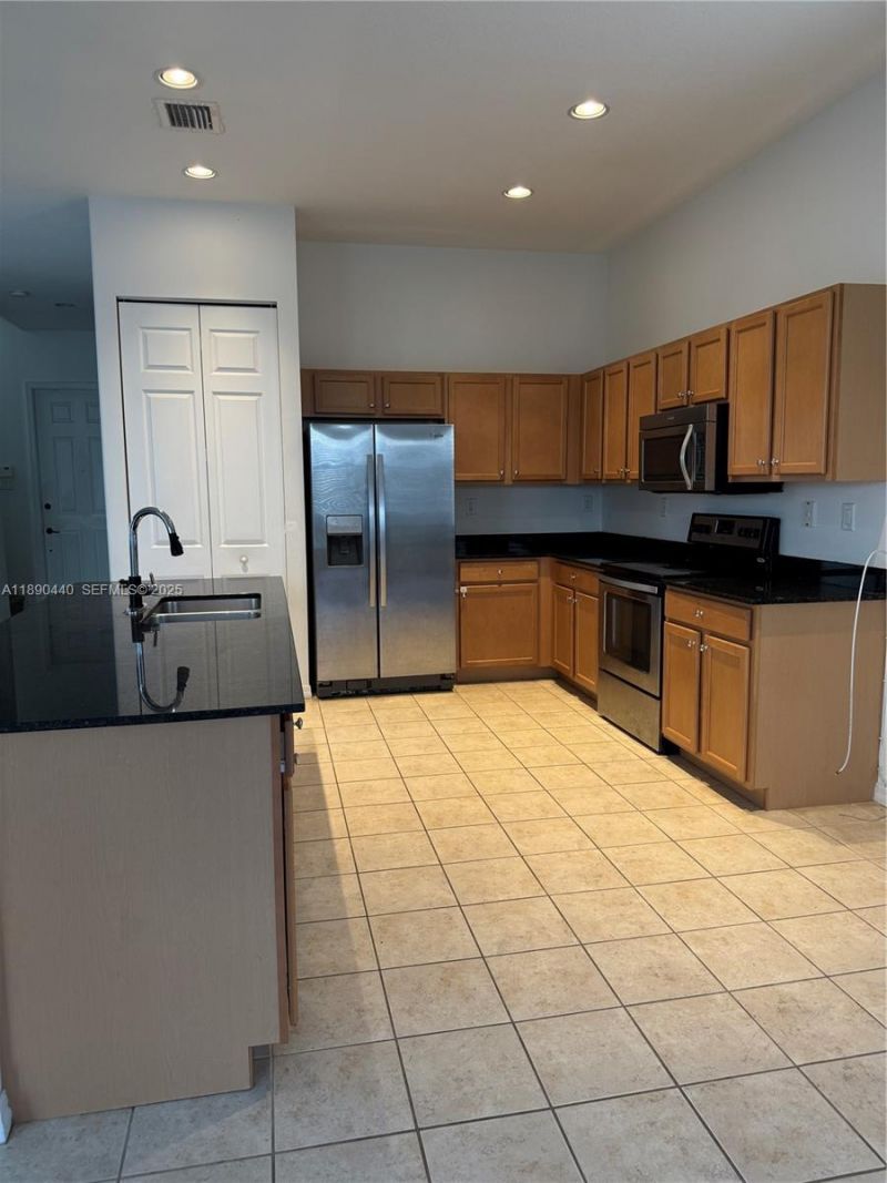 9079 SW 35th St, Miramar, FL 33025 Photo