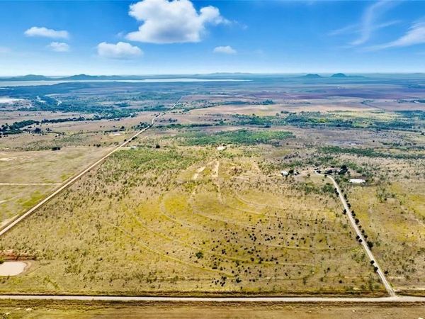 22072 E 1500 Road, Roosevelt, OK 73564