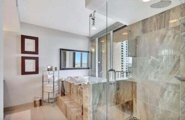 4200 N Ocean Drive, Unit 1-905, Singer Island, FL 33404 Photo