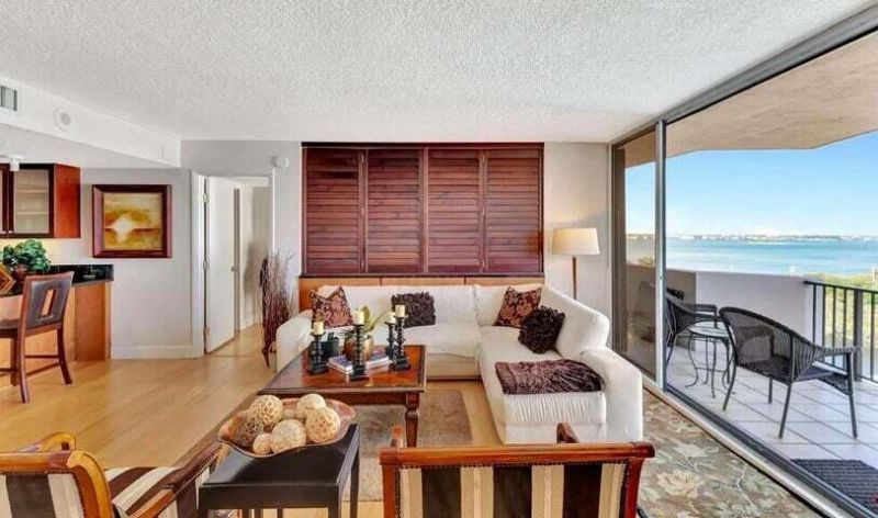 4200 N Ocean Drive, Unit 1-905, Singer Island, FL 33404 Photo