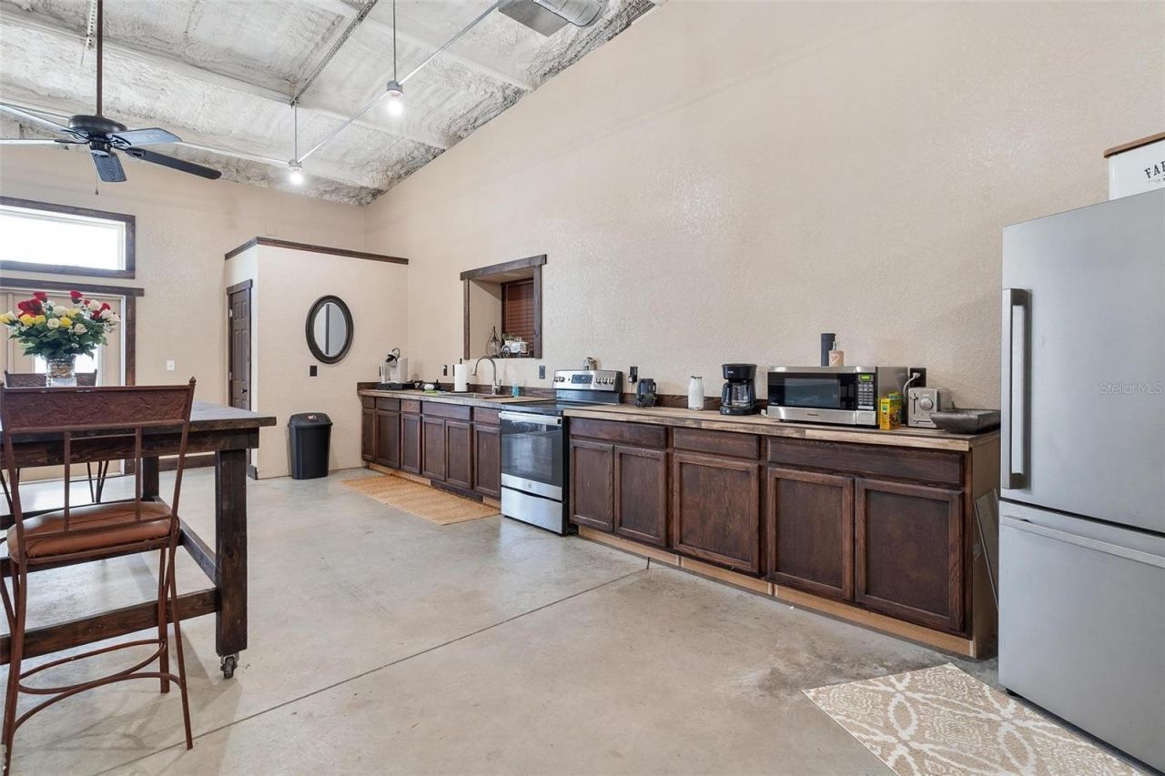 7086 Number Two Road, Howey in the Hills, FL 34737 Photo