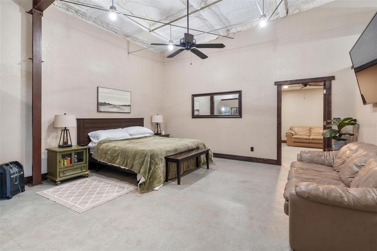 7086 Number Two Road, Howey in the Hills, FL 34737 Photo