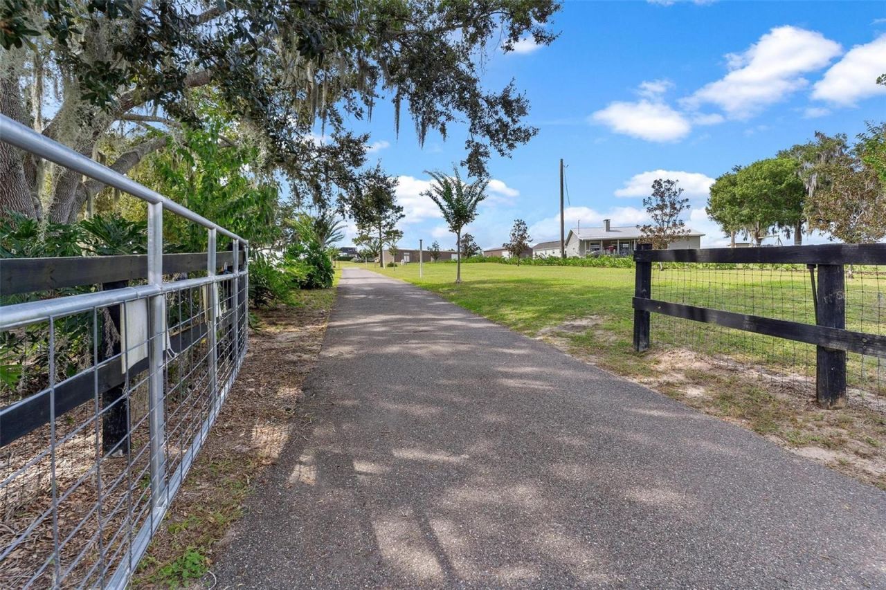 7086 Number Two Road, Howey in the Hills, FL 34737 Photo