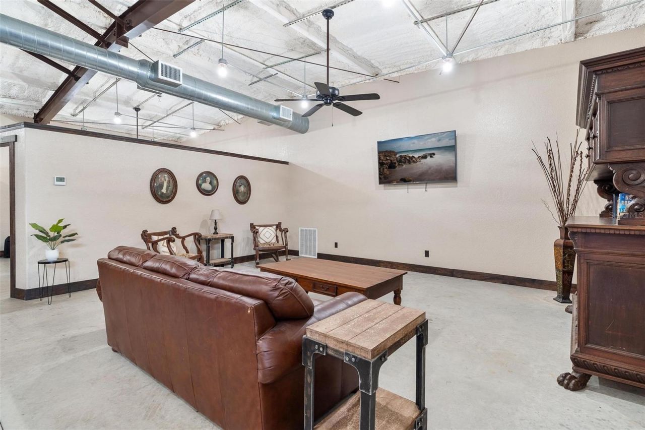 7086 Number Two Road, Howey in the Hills, FL 34737 Photo