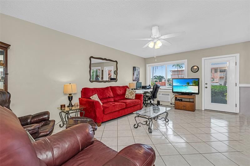 1000 SW 11th Avenue, Unit #2E, Hallandale Beach, FL 33009 Photo