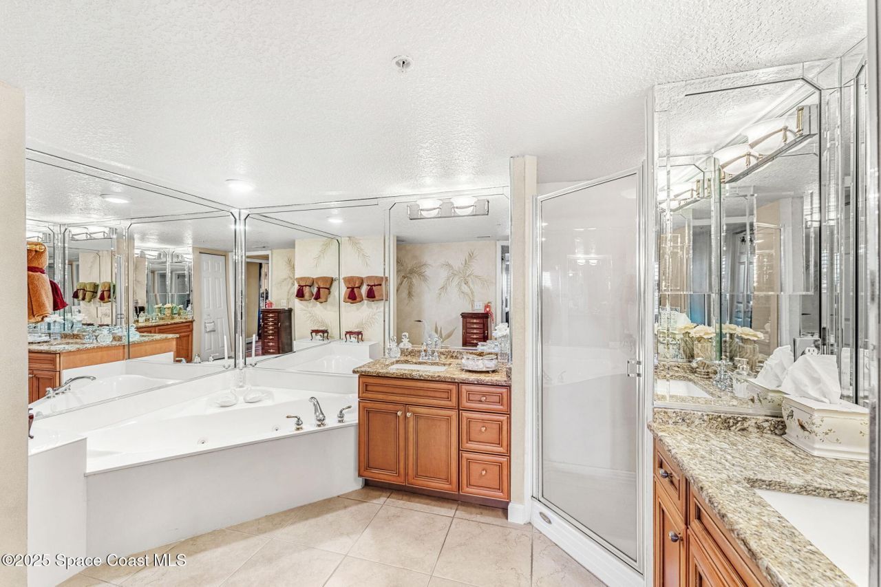 100 Riverside Drive, Unit 301, Cocoa, FL 32922 Photo