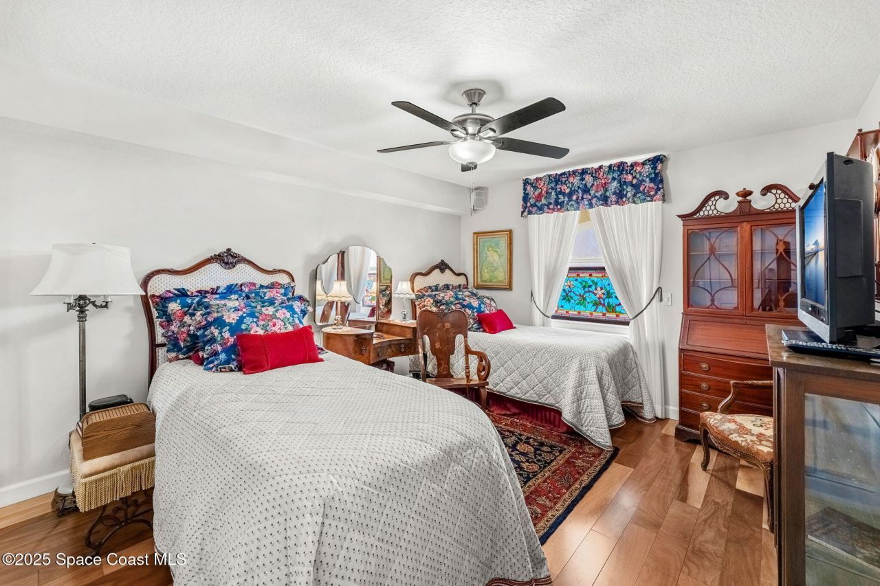 100 Riverside Drive, Unit 301, Cocoa, FL 32922 Photo
