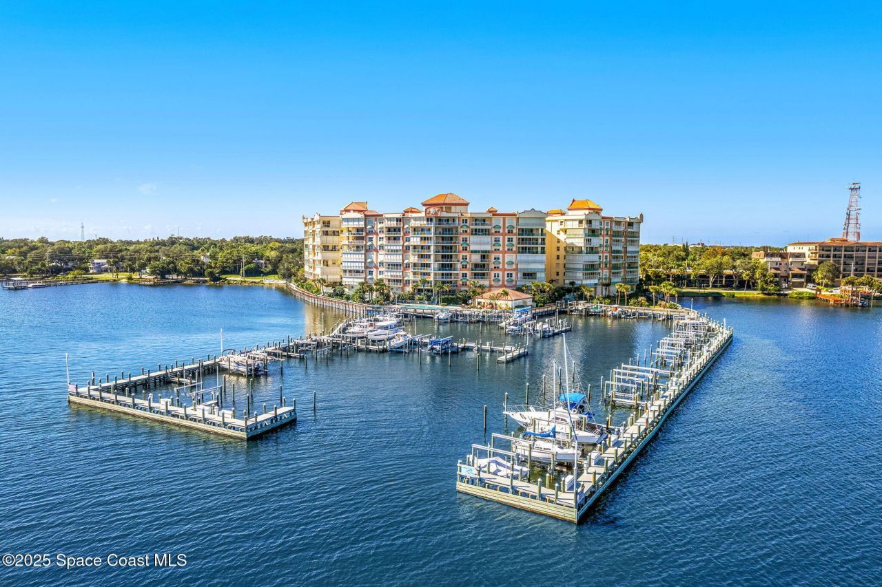 100 Riverside Drive, Unit 301, Cocoa, FL 32922 Photo