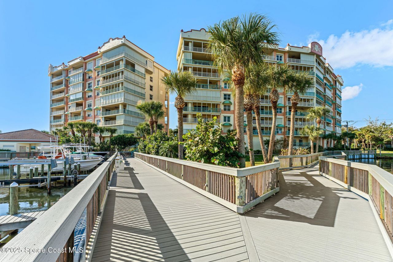 100 Riverside Drive, Unit 301, Cocoa, FL 32922 Photo