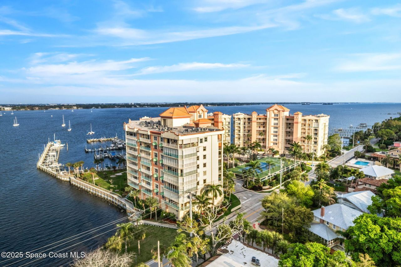 100 Riverside Drive, Unit 301, Cocoa, FL 32922 Photo