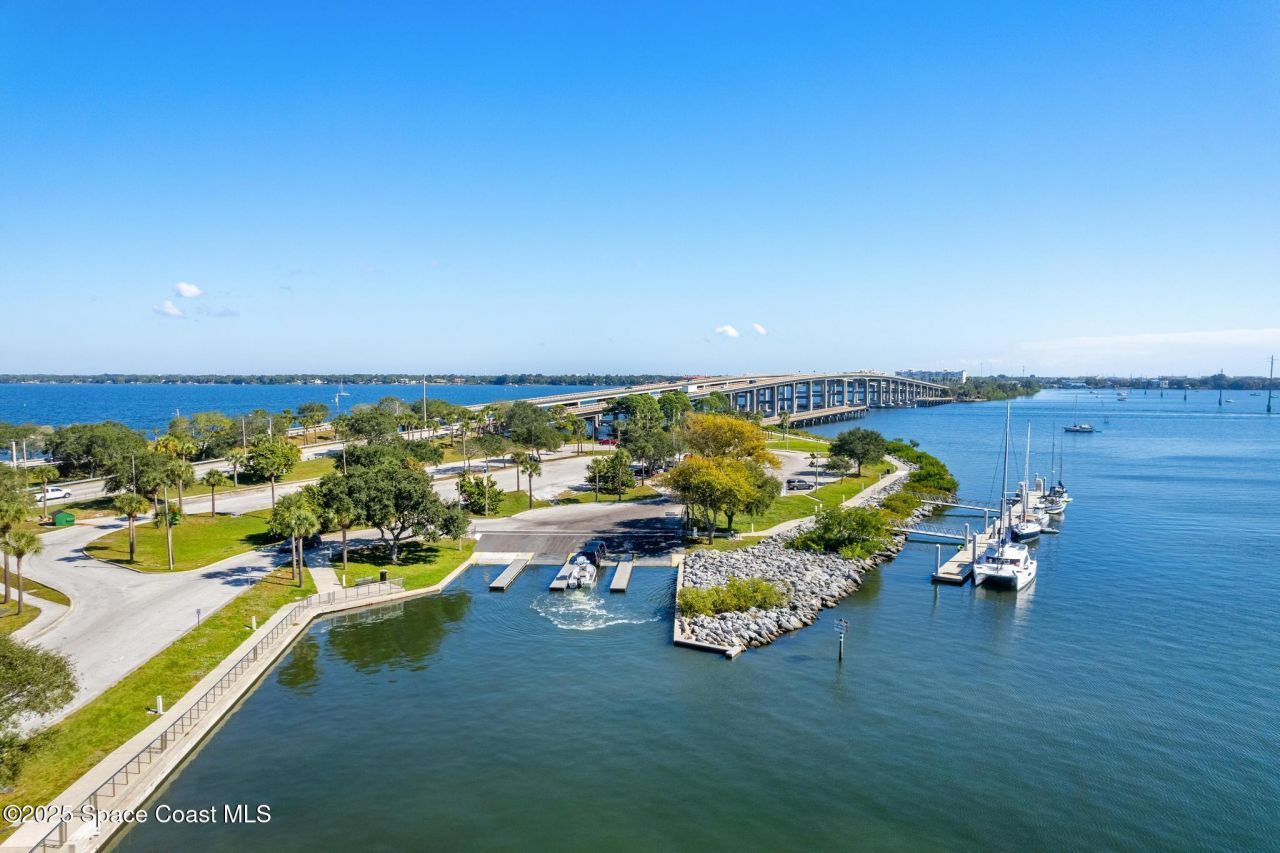 100 Riverside Drive, Unit 301, Cocoa, FL 32922 Photo