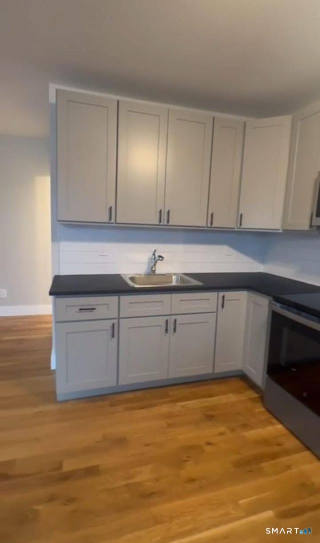 980 Hancock, Unit 3R, Bridgeport, CT 06605 Main Photo