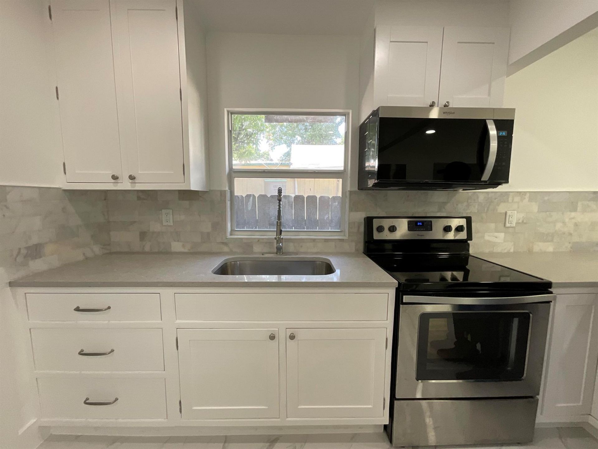 700 Tallapoosa Street, West Palm Beach, FL 33405 Photo