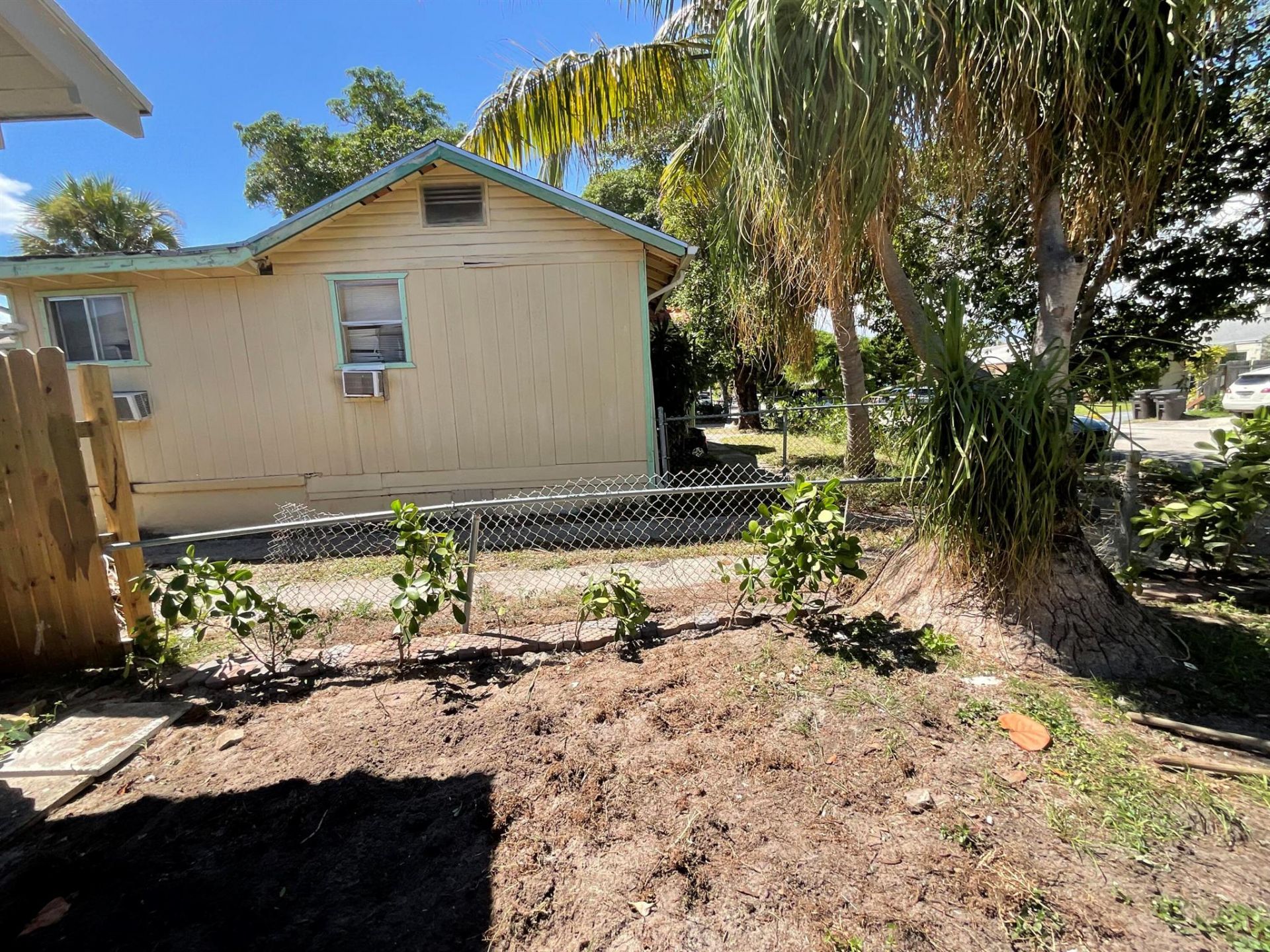 700 Tallapoosa Street, West Palm Beach, FL 33405 Photo