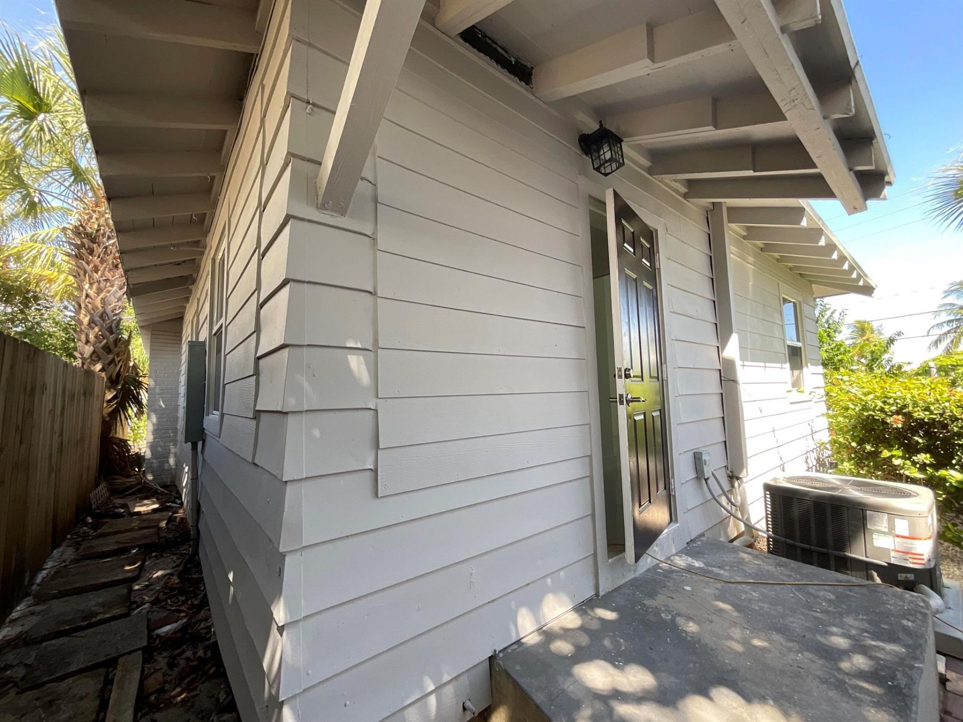 700 Tallapoosa Street, West Palm Beach, FL 33405 Photo
