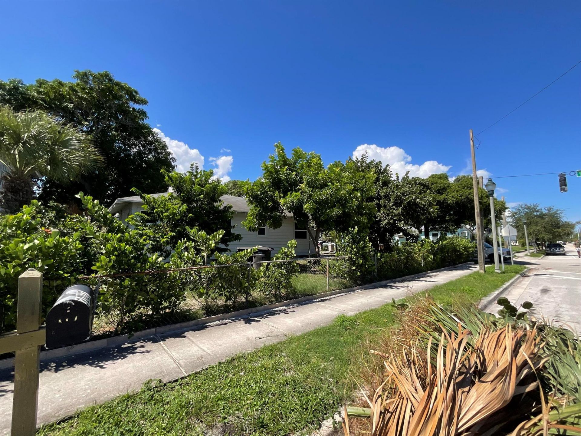 700 Tallapoosa Street, West Palm Beach, FL 33405 Photo