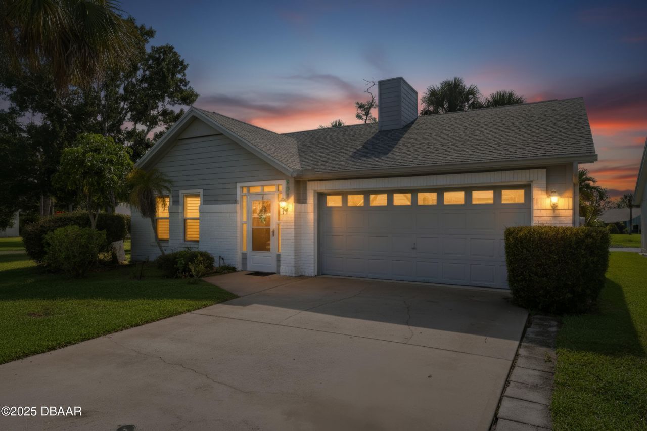 731 Pine Shores Circle, New Smyrna Beach, FL 32168 Photo
