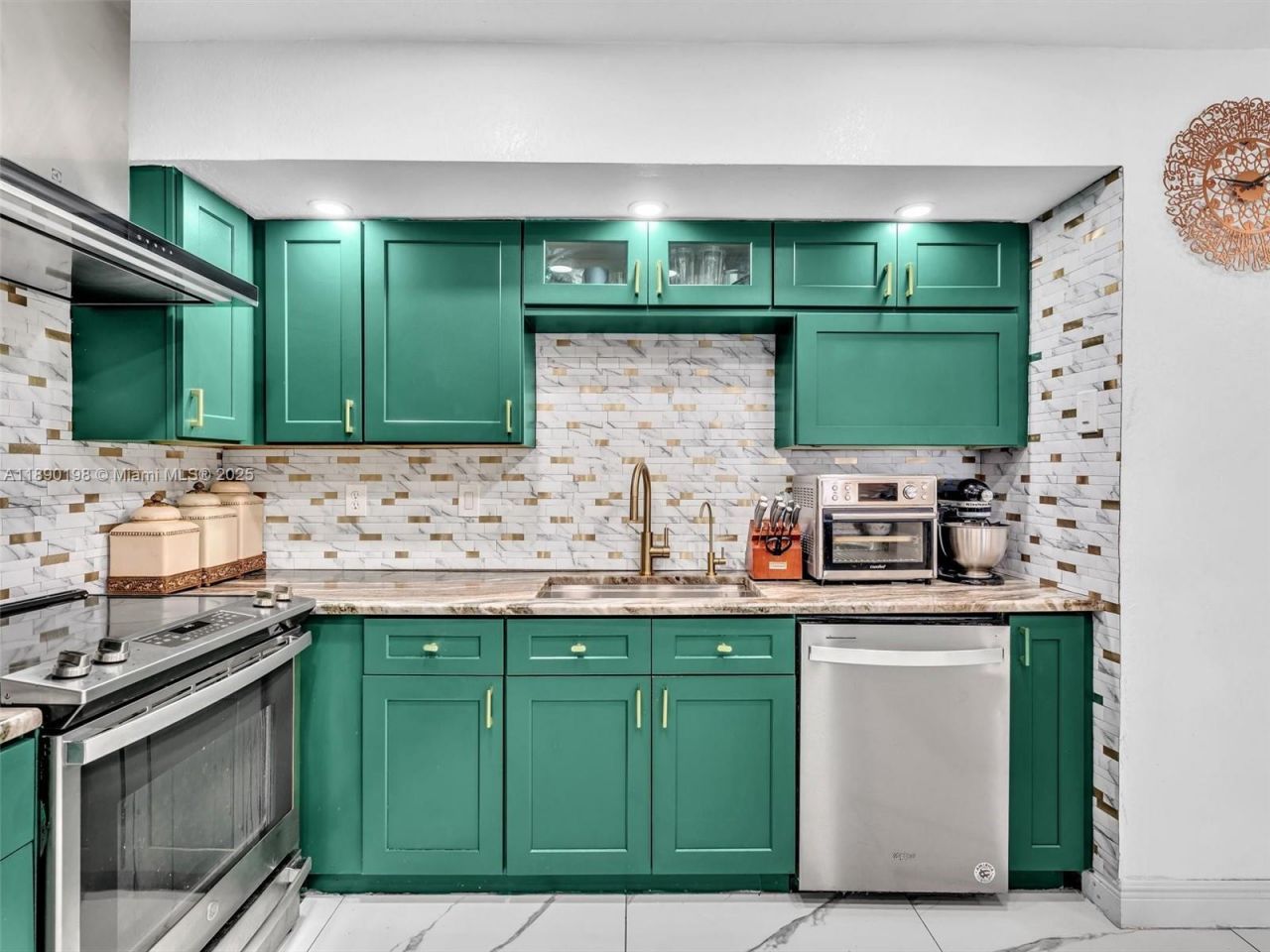 3380 NW 46th Ave, Lauderdale Lakes, FL 33319 Photo