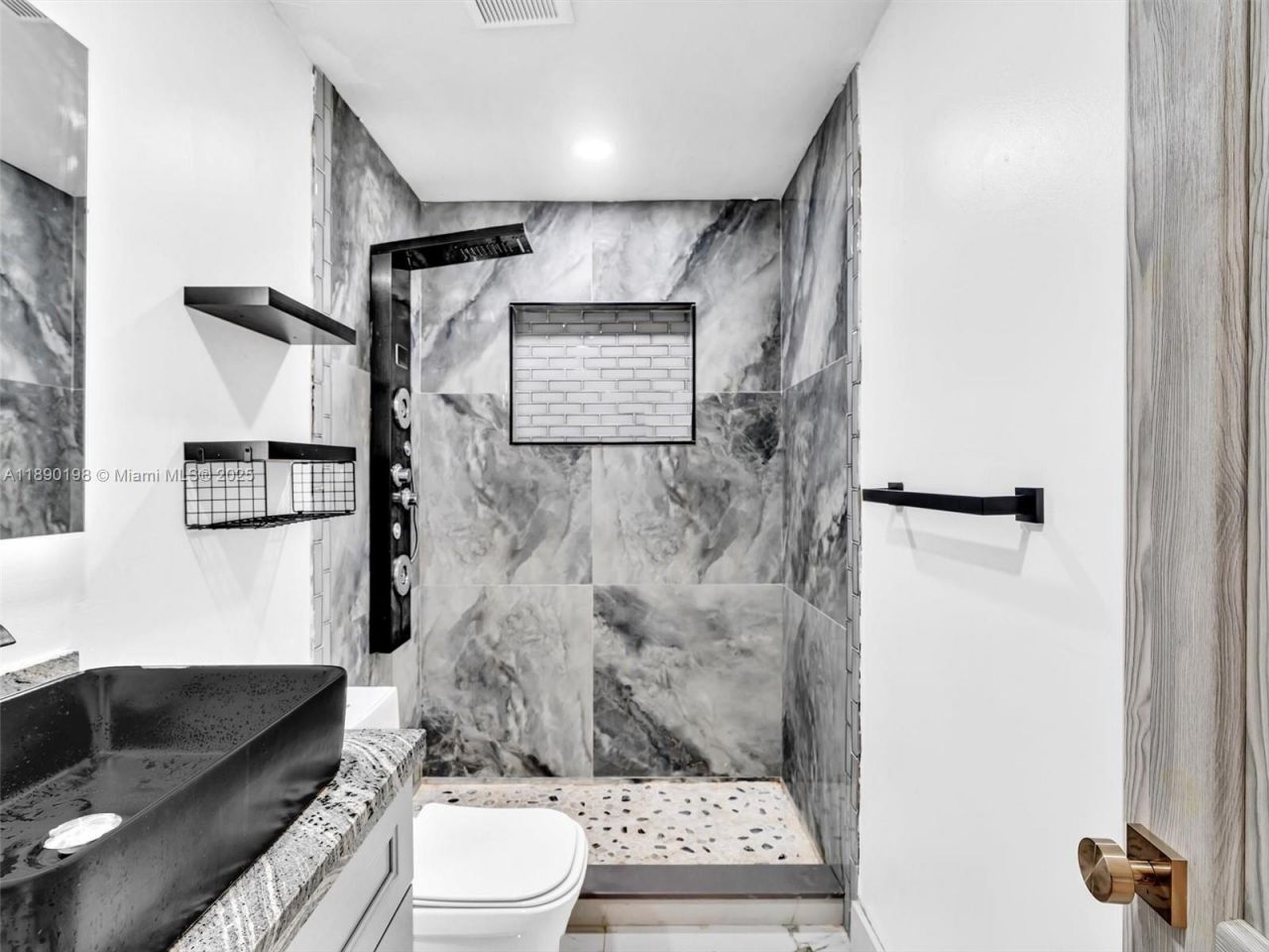 3380 NW 46th Ave, Lauderdale Lakes, FL 33319 Photo