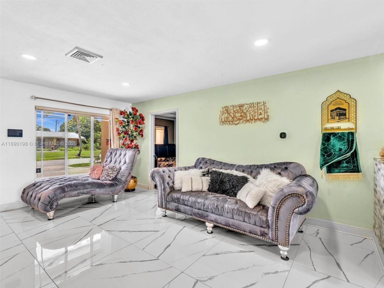 3380 NW 46th Ave, Lauderdale Lakes, FL 33319 Photo