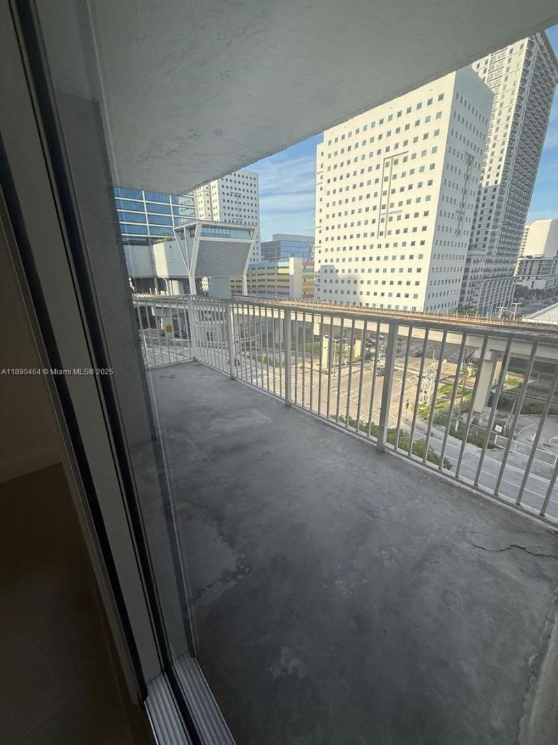 850 N Miami Ave, Unit W-905, Miami, FL 33136 Photo