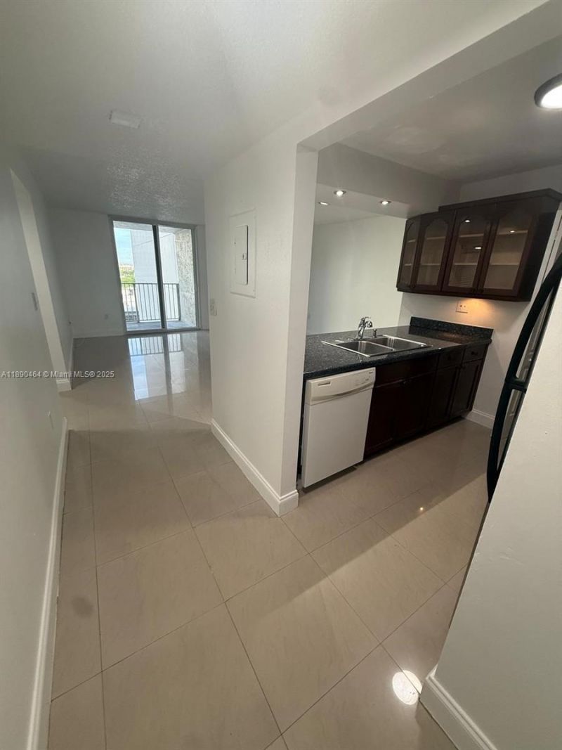 850 N Miami Ave, Unit W-905, Miami, FL 33136 Photo
