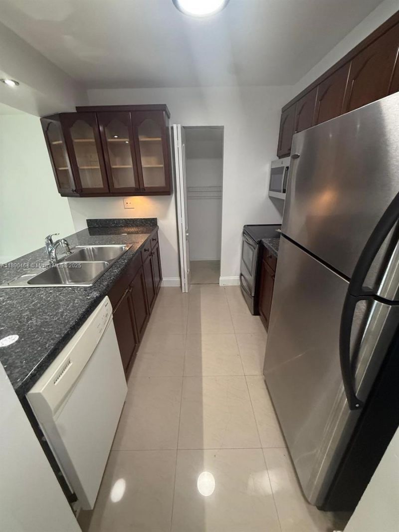 850 N Miami Ave, Unit W-905, Miami, FL 33136 Photo