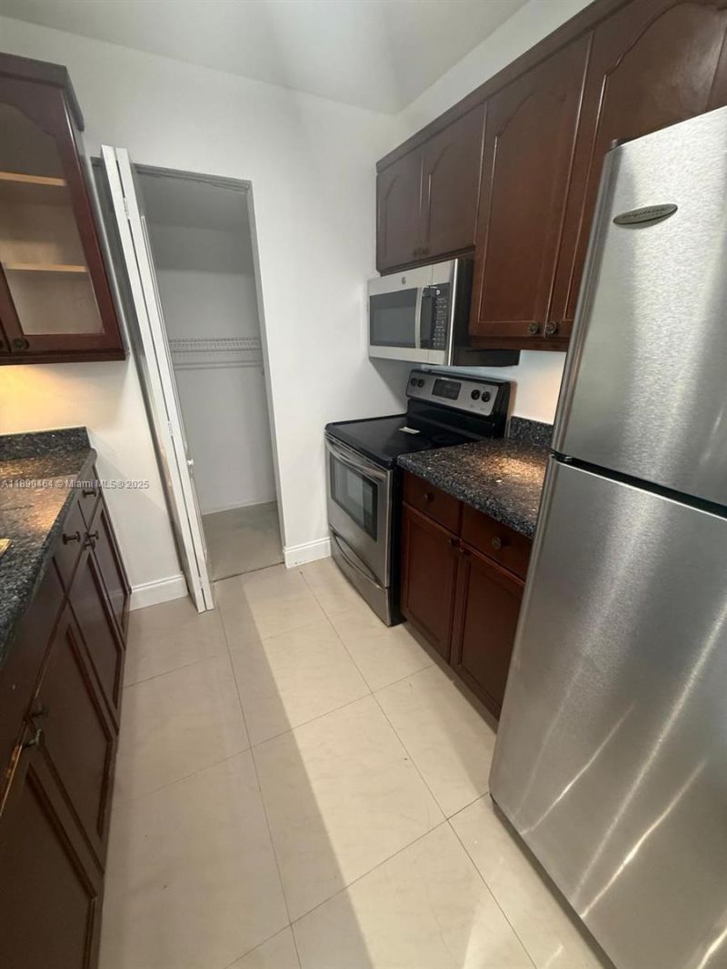 850 N Miami Ave, Unit W-905, Miami, FL 33136 Photo