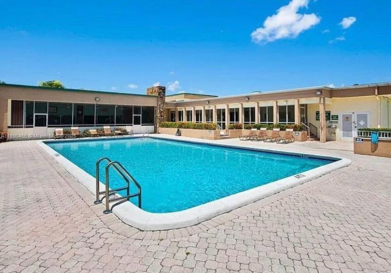 5180 E Sabal Palm Blvd, Unit 335, Tamarac, FL 33319 Photo