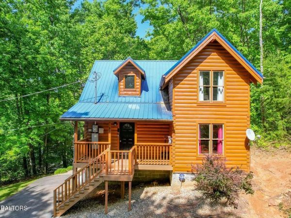 2302 E View Drive, Sevierville, TN 37876